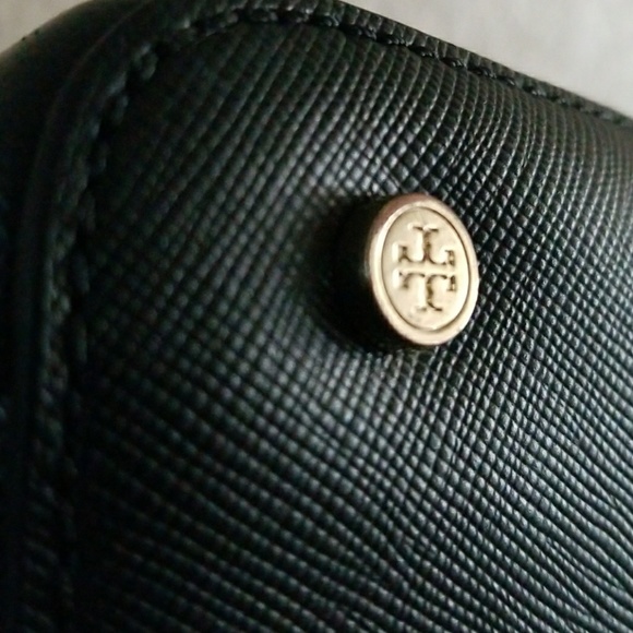 Tory Burch Perf Double Zip Robinson - Picture 6 of 8